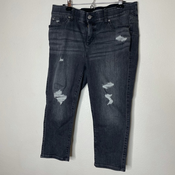 Torrid Women's BombShell Skinny Super Soft Stretch Jeans Distressed Size 18 2X - Picture 1 of 5